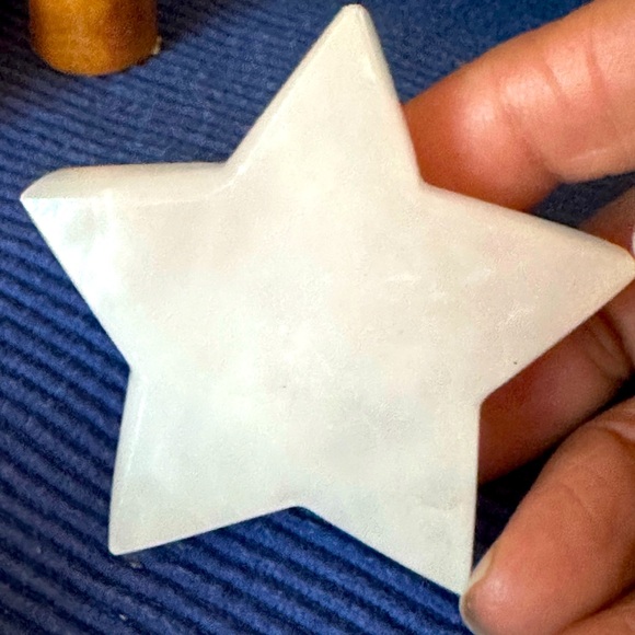 Pink Mangano Calcite Star - Picture 1 of 6